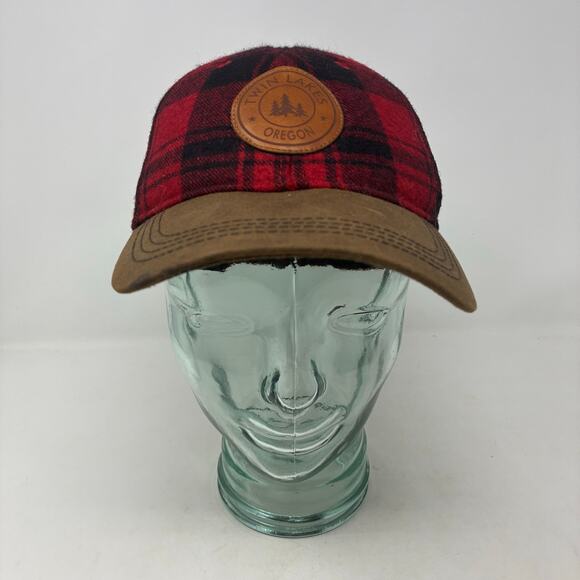 Legacy 92 Twin Lakes Oregon Flannel Hat With Leather Bill - Picture 2 of 8